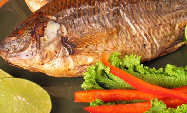 Stewed tilapia is a perfect dinner for weight loss according to the principles of the Japanese diet